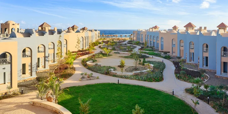 Letecky do Egypta: Hotel Lazuli and Resort***** s vlastní pláží, bazény i aquaparkem, all inclusive v ceně