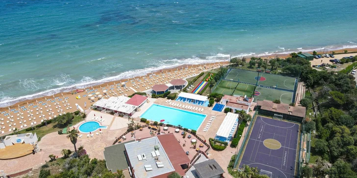 Dovolená v Itálii: 4* hotel Futura Club Casarossa, all inclusive, dětský klub Čedog i letenky