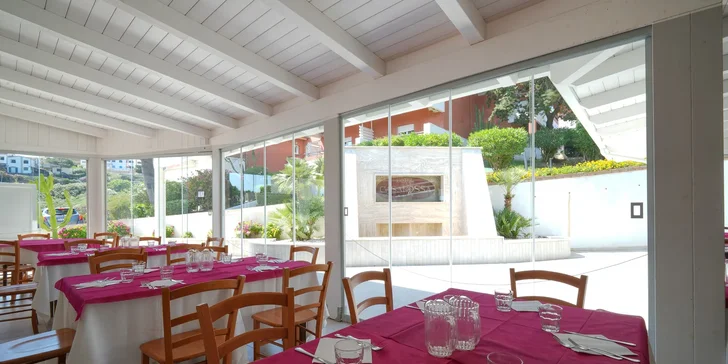 Dovolená v Itálii: 4* hotel Futura Club Casarossa, all inclusive, dětský klub Čedog i letenky