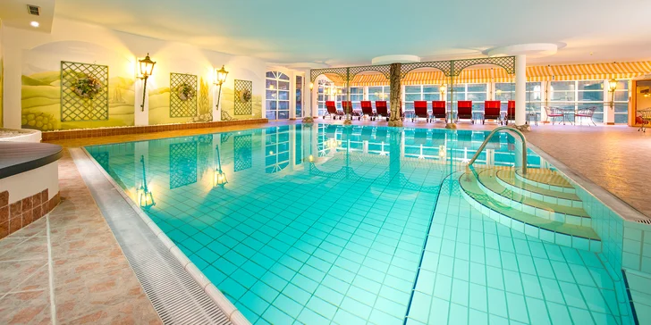 Alpský ráj nedaleko Innsbrucku: neomezený wellness s bazénem a saunami i bohatá polopenze