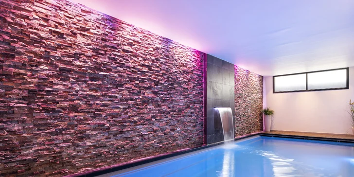 Pobyt ve 4* hotelu u centra Amsterdamu se snídaněmi pro pár
