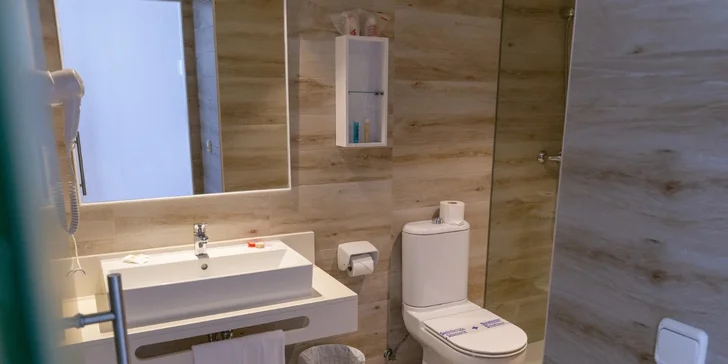 Letecky na Mallorcu: 3* hotel přímo u písčité pláže s all inclusive v ceně