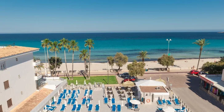 Letecky na Mallorcu: 3* hotel přímo u písčité pláže s all inclusive v ceně