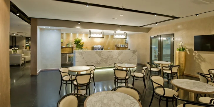 Moderní hotel na Rohanském nábřeží s bohatými snídaněmi