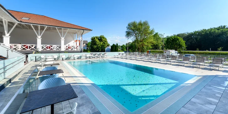 Wellness pobyt ve vyhlášené vinařské oblasti Tokaj: polopenze i celodenní vstup do wellness