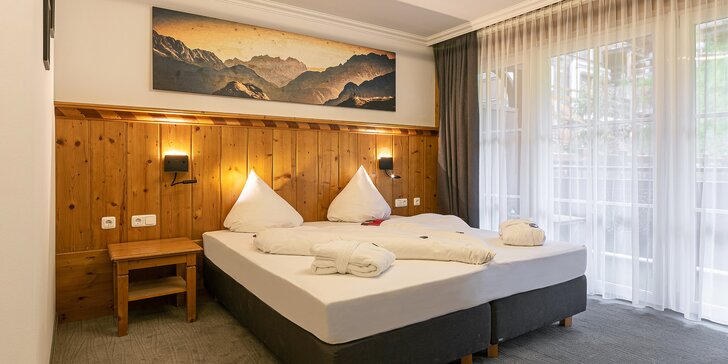 Alpský resort přímo u Zillertal areny: polopenze, neomezený wellness a vybavení pro rodiny