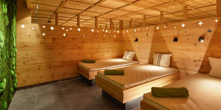 Rodinná dovolená v Alpách: polopenze, wellness, dětský klub a karta výhod