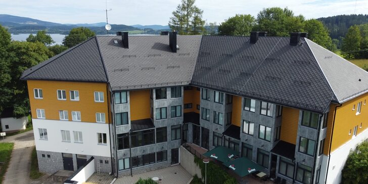 Dovolená na břehu Lipna: hotel s polopenzí, cyklistika a sport na Lipně i v Rakousku