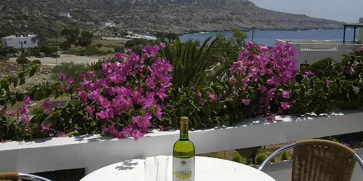 Letecký zájezd na řecký Karpathos: apartmánový dům Corali, bez stravy, 180 m od pláže