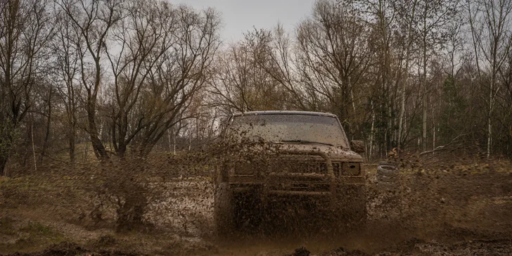 Půjčení offroadů, čtyřkolek nebo buggy v rallye-cross aréně, 15–30 minut