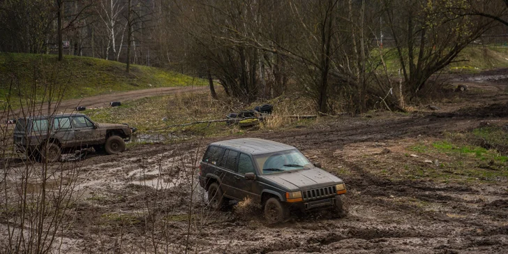 Půjčení offroadů, čtyřkolek nebo buggy v rallye-cross aréně, 15–30 minut