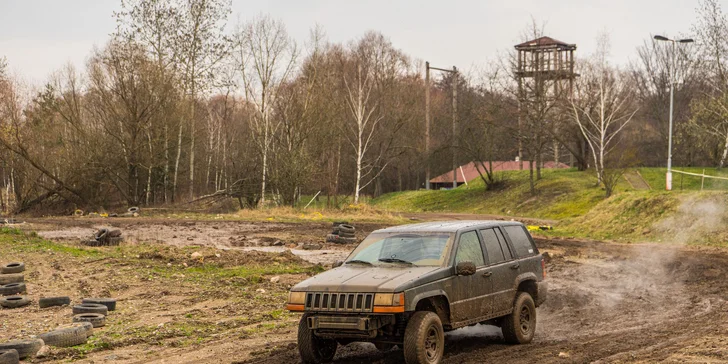 Půjčení offroadů, čtyřkolek nebo buggy v rallye-cross aréně, 15–30 minut