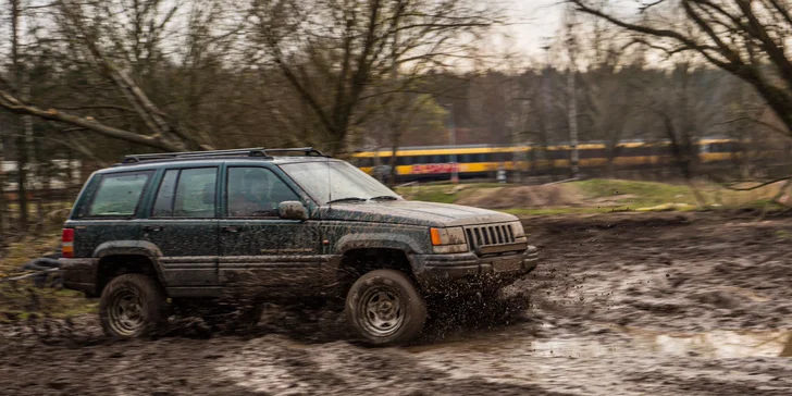 Půjčení offroadů, čtyřkolek nebo buggy v rallye-cross aréně, 15–30 minut