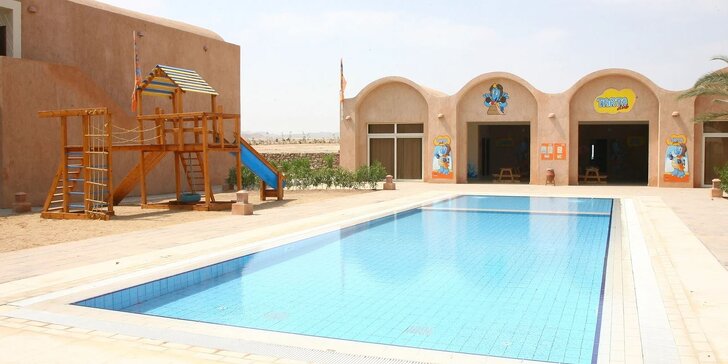 All inclusive dovolená v Egyptě: hotel Gemma Resort****+ přímo u pláže, s bazény a animačním programem