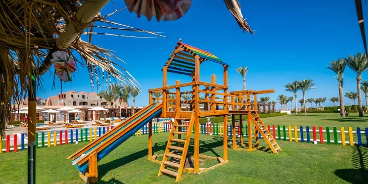 All inclusive dovolená v Egyptě: hotel Gemma Resort****+ přímo u pláže, s bazény a animačním programem