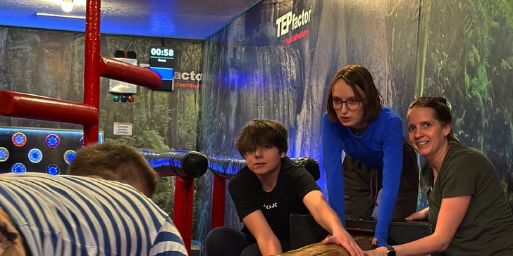 Dobrodružná týmová hra TEPfactor: zábava inspirovaná TV show Pevnost Boyard
