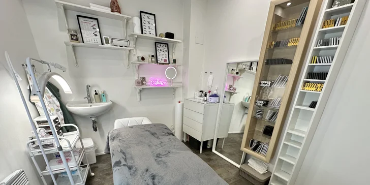 Úprava a barvení obočí, lash lifting i prodloužení řas metodou 2D