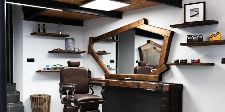 Gent's Barbershop: střih strojkem a nůžkami i s úpravou vousů či kompletní péče
