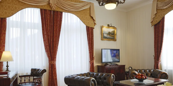 Pobyt ve 4* hotelu v Karlových Varech s neomezeným wellness, snídaní či polopenzí i masáží