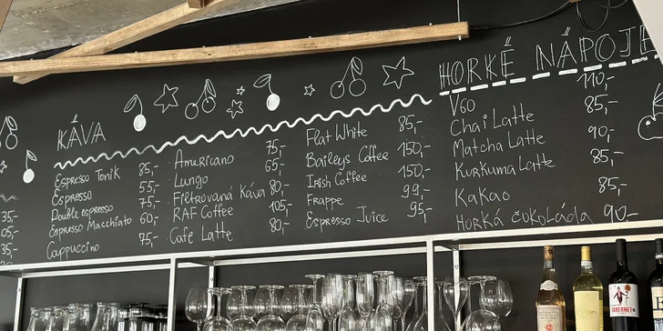 Kouzelný den v dětském světě v Dejvicích: obrázek či sádrová figurka a káva či prosecco