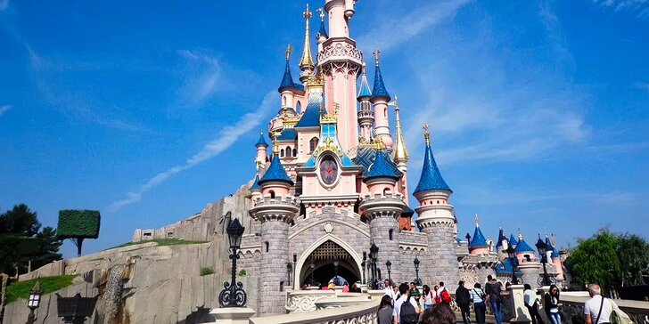 Paříž a Disneyland: letecky na 3 noci se snídaní vč. vstupenky do Disneylandu