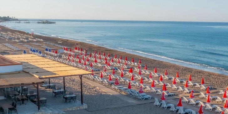 Turecko all inclusive včetně letenky: hotel Side Amour**** v centru letoviska, shuttle bus na pláž
