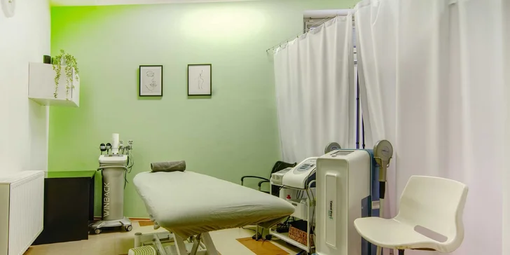 Ošetření mykózy na nehtech rukou nebo nohou výkonným laserem