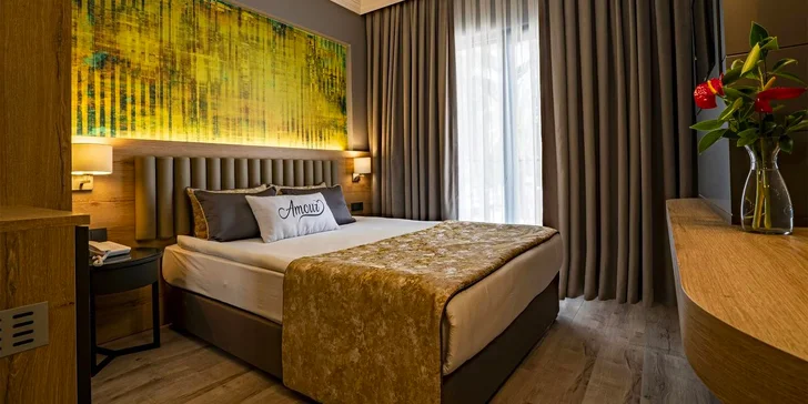 Turecko all inclusive včetně letenky: hotel Side Amour**** v centru letoviska, shuttle bus na pláž