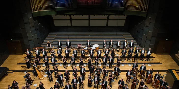 Dvořákova „Novosvětská“ a nádherný Brahmsův „Dvojkoncert“ v Obecním domě