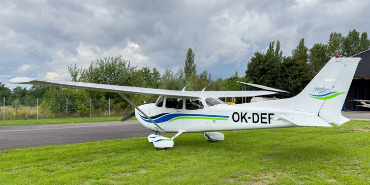 Pilotem na zkoušku v letadle Cessna 172S: 30 či 60 min. v oblacích