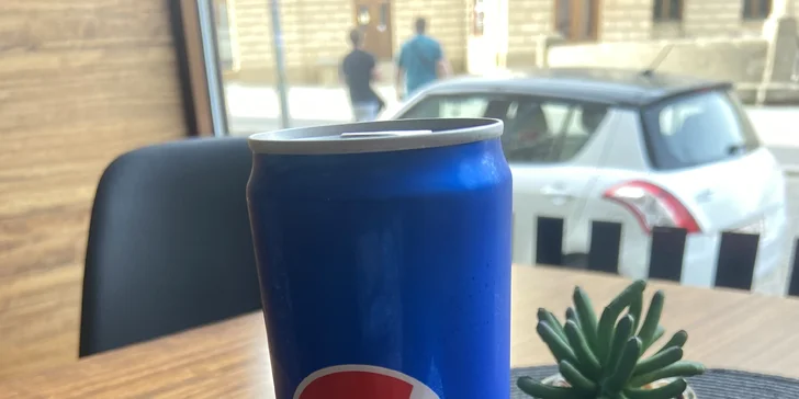 Zažeňte hlad a žízeň: Twister kebab klasik s nápojem pro jednoho