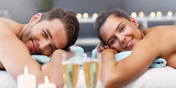 90 minut relaxu pro dva v Royal Jasmine: 60min. masáž, lázeň nohou, drinky, maska a extra masáž