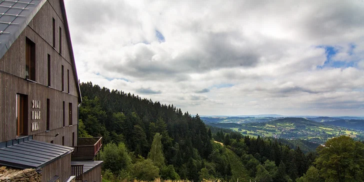 Útulné horské apartmány až pro 8 lidí v srdci Krkonoš: posezení u táboráku i výlety do okolí