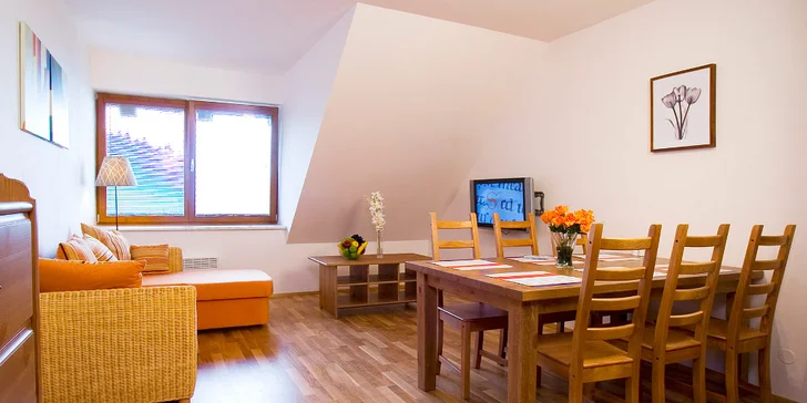 Útulné horské apartmány až pro 8 lidí v srdci Krkonoš: posezení u táboráku i výlety do okolí