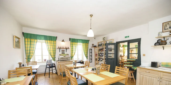 Léto v srdci Šumavy: krásný hotel s polopenzí a bazénem