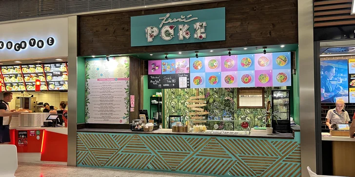 Nejsvěžejší Freší poke bowl v Auparku: krevety, losos nebo tempeh
