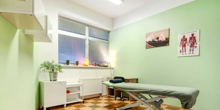 Ošetření mykózy na nehtech rukou nebo nohou výkonným laserem
