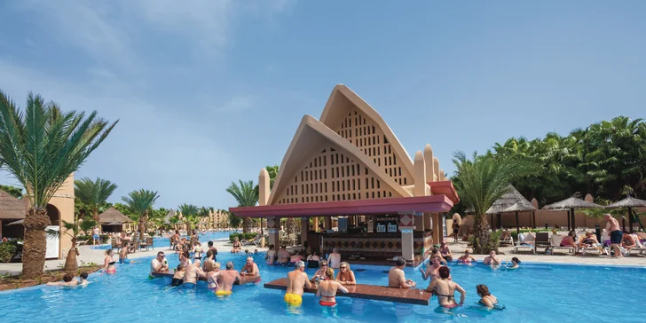 Zájezd na Kapverdy: 5* hotel na pláži, all inclusive, vstup do aquaparku i let