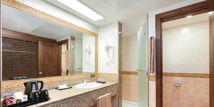 Zájezd na Kapverdy: 5* hotel na pláži, all inclusive, vstup do aquaparku i let