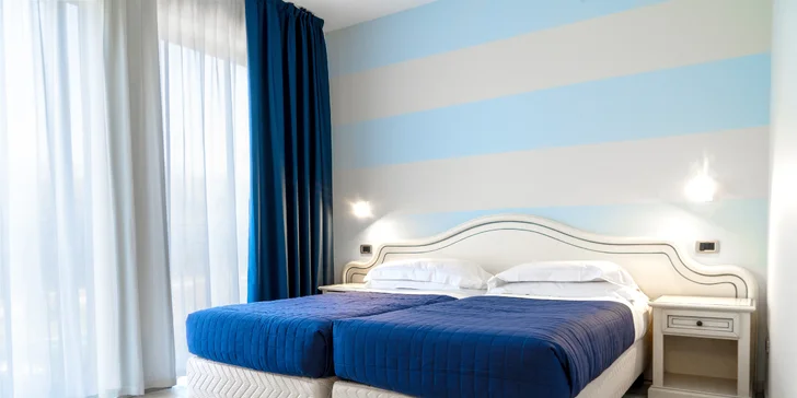 Lago di Garda: 4* hotel s bazénem a panoramatickou terasou hned u jezera, polopenze v ceně