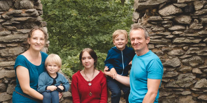 Exteriérové focení: těhotenské, rodinné, portrétní, newborn, dětí i zvířat