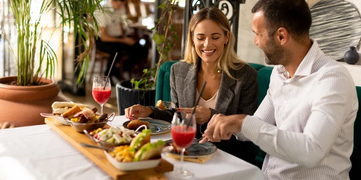 Bohatý brunch v Grand Hotelu Bohemia: předkrmy, hlavní chody, dezerty i nápoje