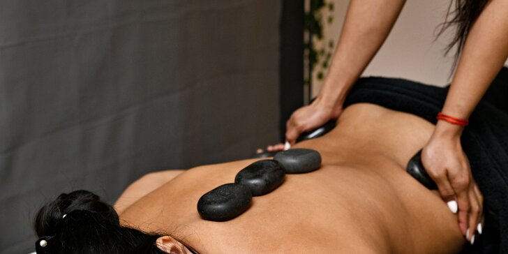 30–120min. prémiové masáže dle výběru: lávové kameny i bylinná masáž