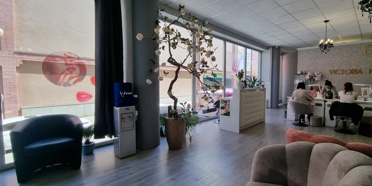Prodloužení řas objemovou metodou i klasicky řasa na řasu