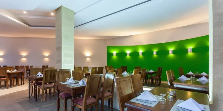 Djerba s all inclusive: Hotel Le Petit Palais**** s bazénem a blízko pláže, letenky a transfery