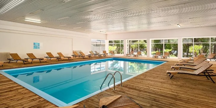 Dovolená v chorvatských Vodicích: Depandance Imperial Green 3* ubytování vč. polopenze a dopravy busem