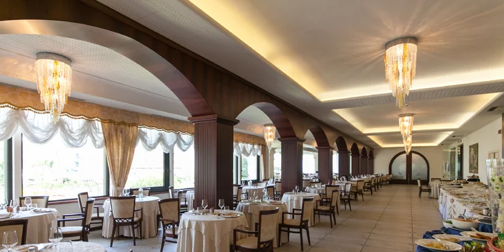 Dovolená v Itálii: 4* hotel s bazénem a vířivkou kousek od pláže i strava