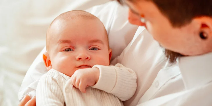 Rodinné či new born focení v ateliéru v boho stylu: 8 upravených snímků