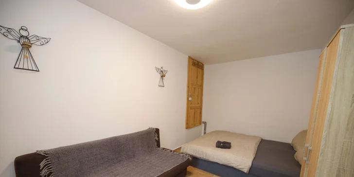 Dovolená v Plzni: Vybavené apartmány pro pár i rodinu i parkování zdarma