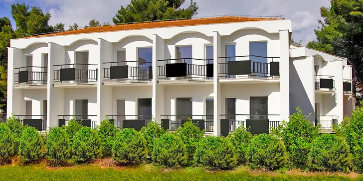 Dovolená v chorvatských Vodicích: Depandance Imperial Green 3* ubytování vč. polopenze a dopravy busem